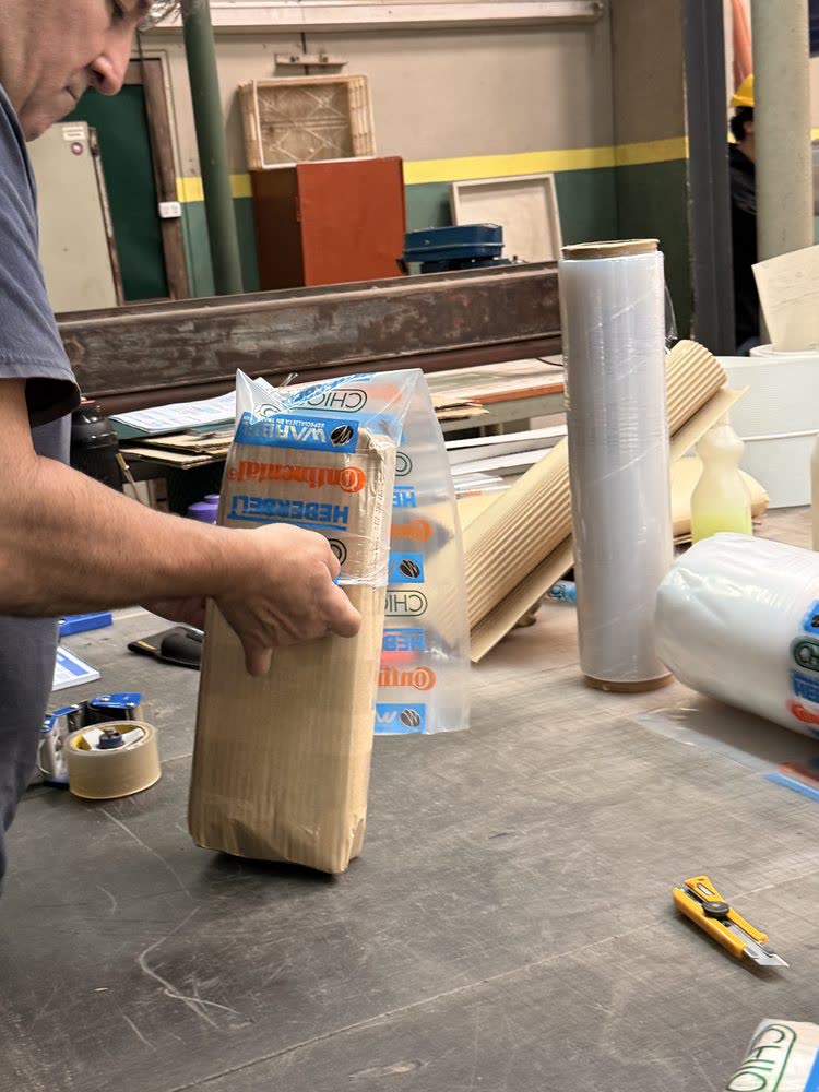 Empaque de banda Chiorino/Warbel listo para despacho